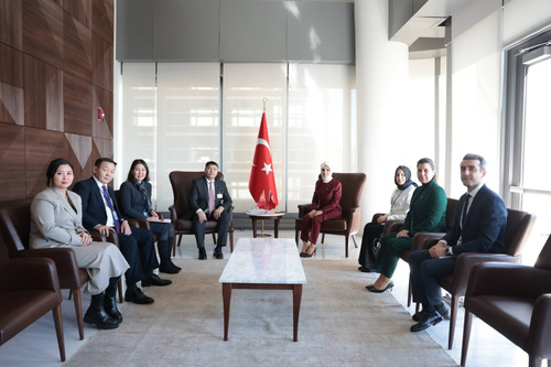 НҮБ-ЫН ЭМЭГТЭЙЧҮҮДИЙН АЖ БАЙДЛЫН КОМИССЫН 70 ДУГААР ЧУУЛГАН БОЛЖ БАЙНА